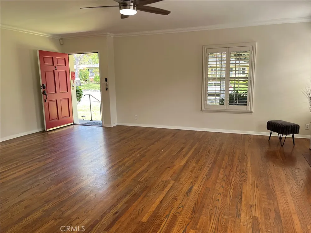 2440 Queensberry Road Pasadena, CA 91104