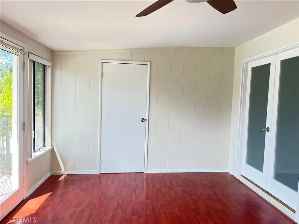 2440 Queensberry Road Pasadena, CA 91104