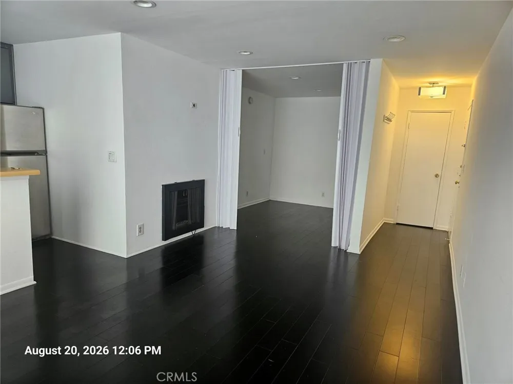 11645 Montana Avenue #110 Los Angeles, CA 90049