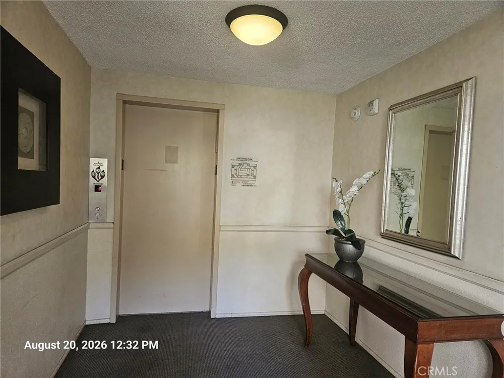 11645 Montana Avenue #110 Los Angeles, CA 90049