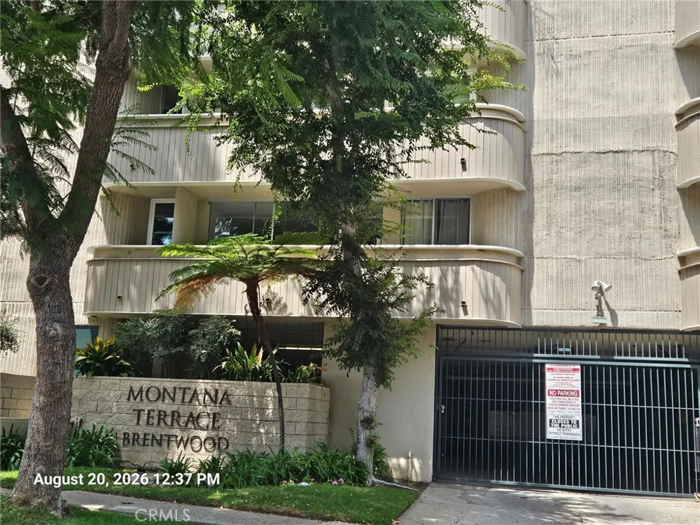 11645 Montana Avenue #110 Los Angeles, CA 90049