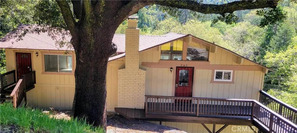 389 Dorn Crestline, CA 92325