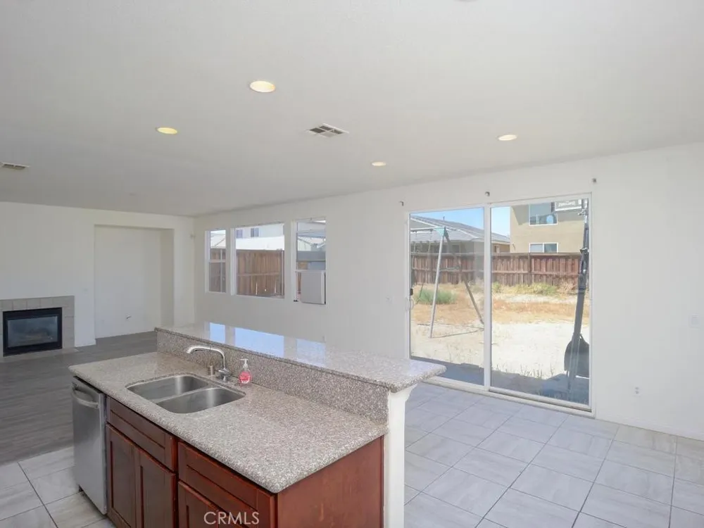 15246 Diamond Road Victorville, CA 92394