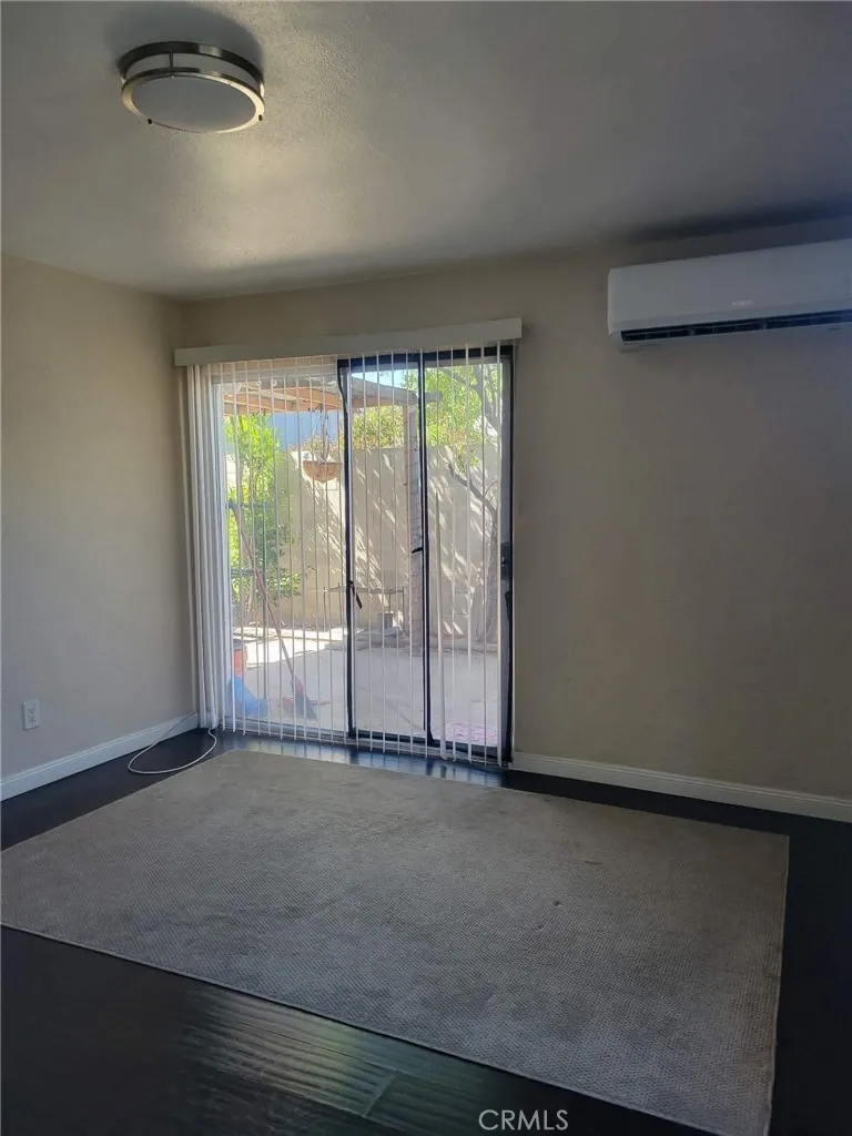 643 E 7th Upland, CA 91786