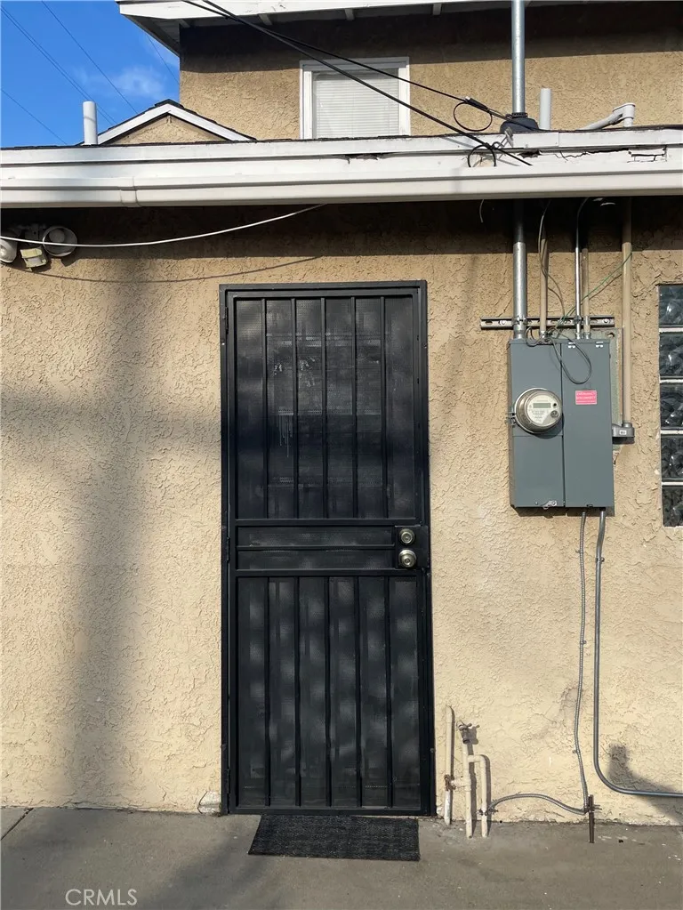 643 E 7th Upland, CA 91786