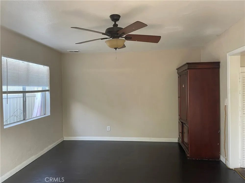 643 E 7th Upland, CA 91786