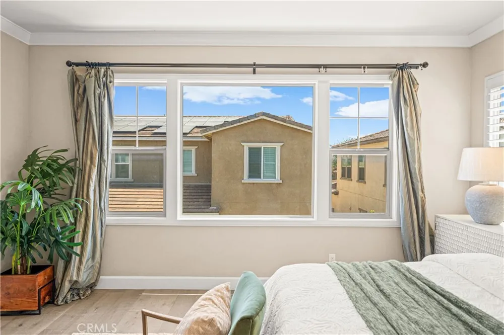 4883 S Bountiful Ontario, CA 91762