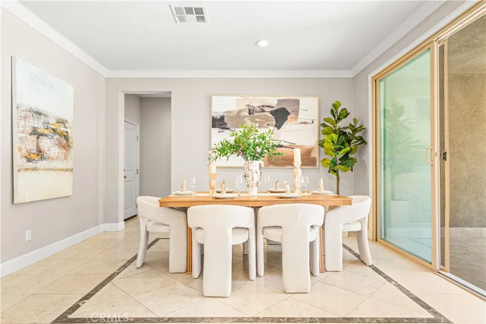 4883 S Bountiful Ontario, CA 91762