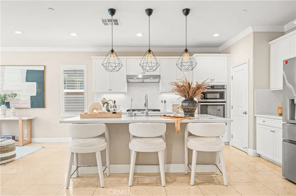 4883 S Bountiful Ontario, CA 91762