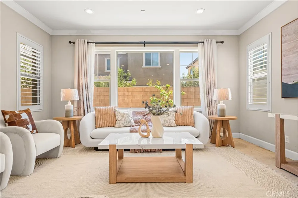 4883 S Bountiful Ontario, CA 91762