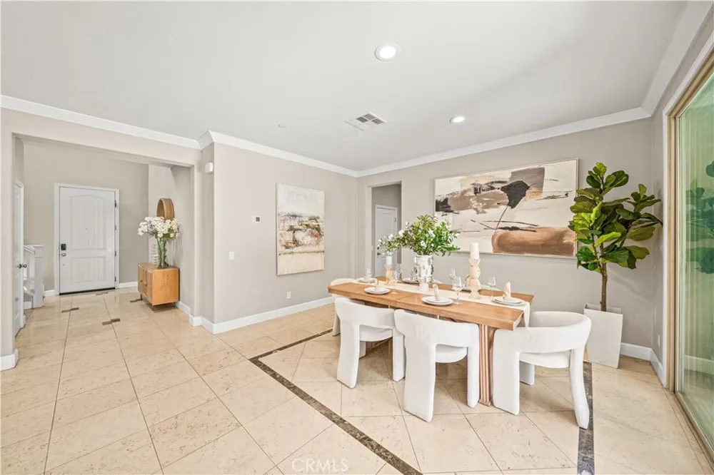 4883 S Bountiful Ontario, CA 91762