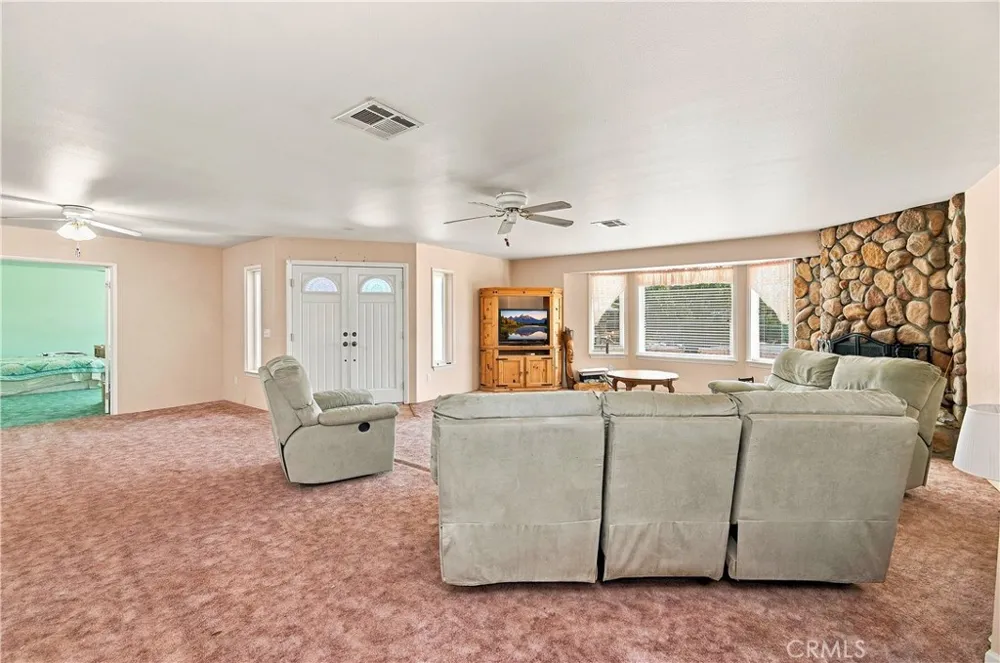 21658 Waite Wildomar, CA 92595