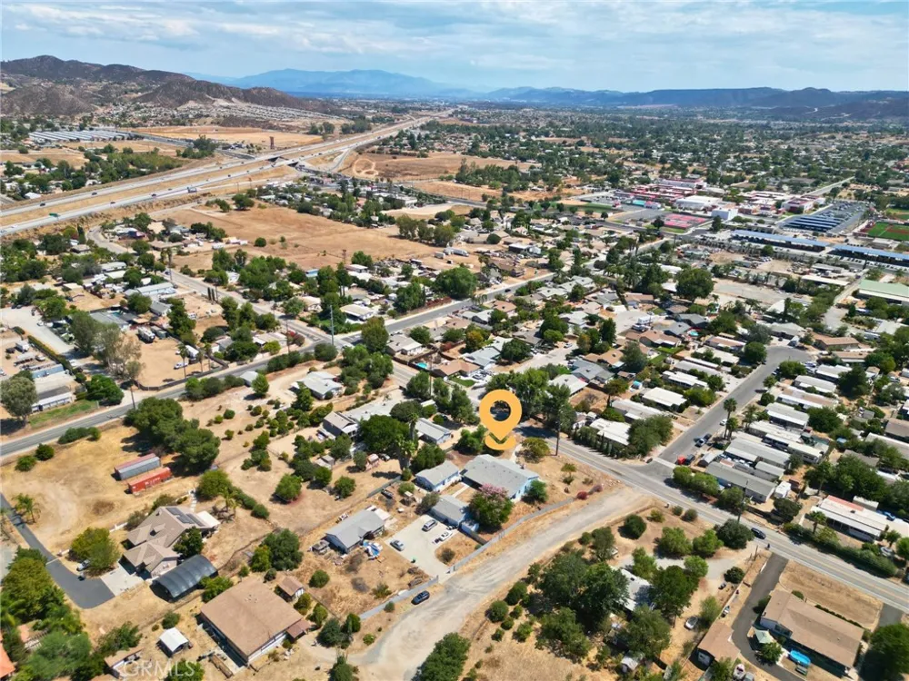 21658 Waite Wildomar, CA 92595