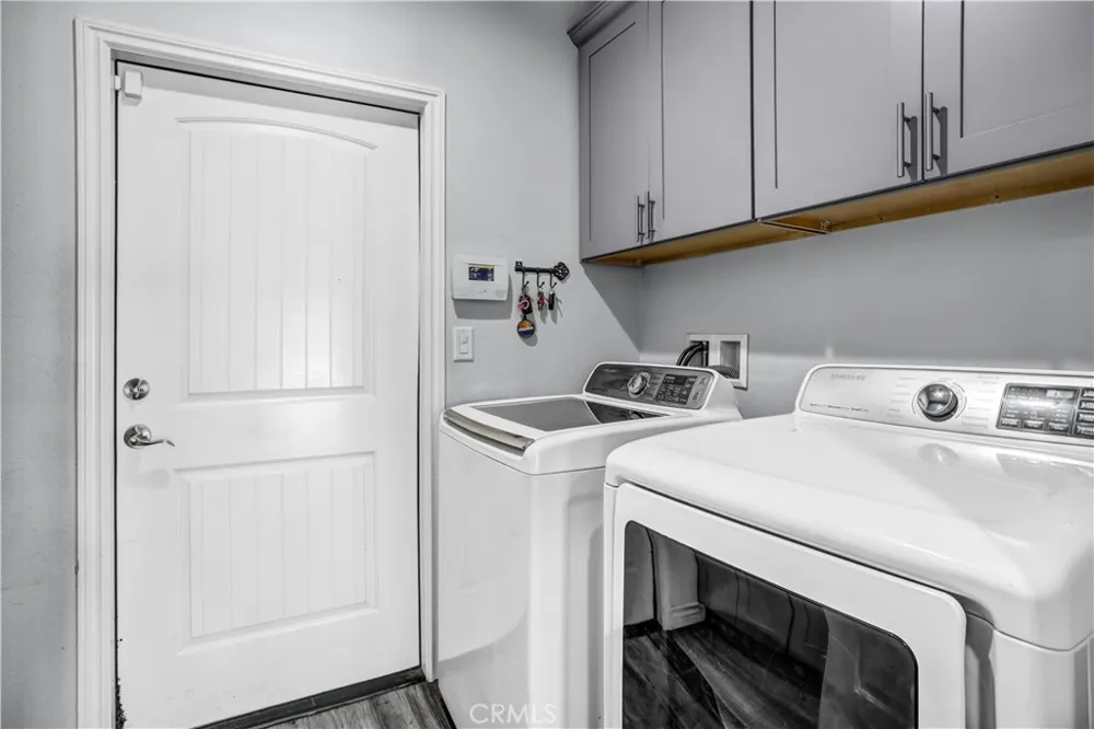 11078 Redwood Avenue Hesperia, CA 92345