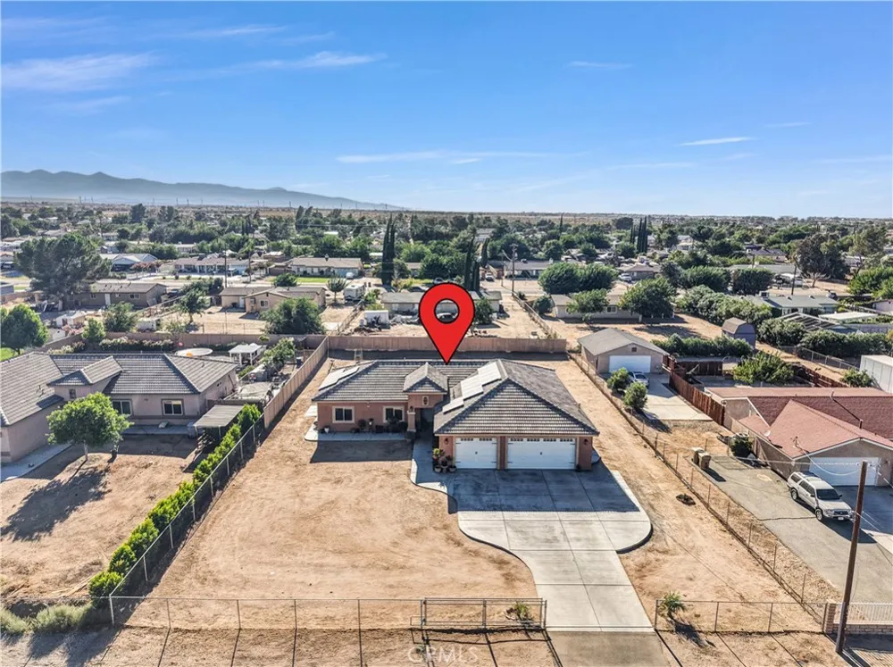 11078 Redwood Avenue Hesperia, CA 92345