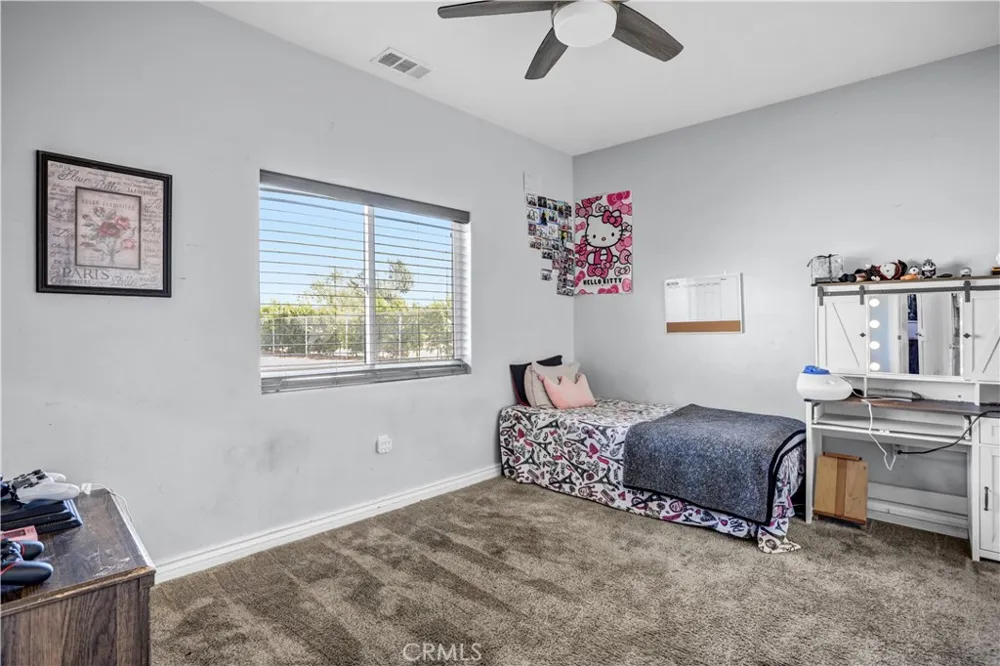 11078 Redwood Avenue Hesperia, CA 92345