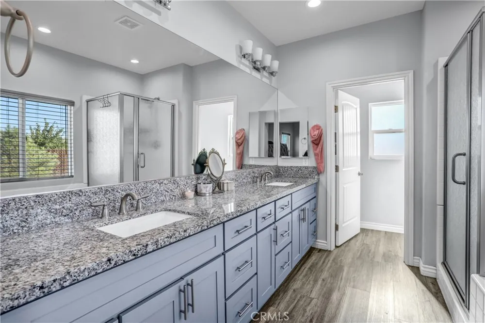 11078 Redwood Avenue Hesperia, CA 92345