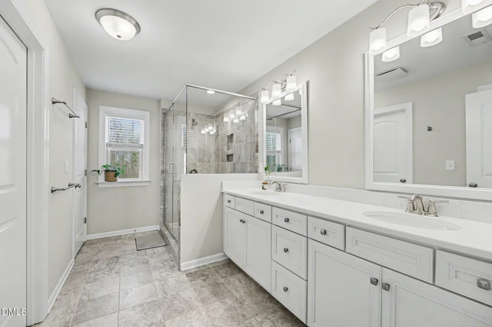 6002 Stone Valley Way Greensboro, NC 27455