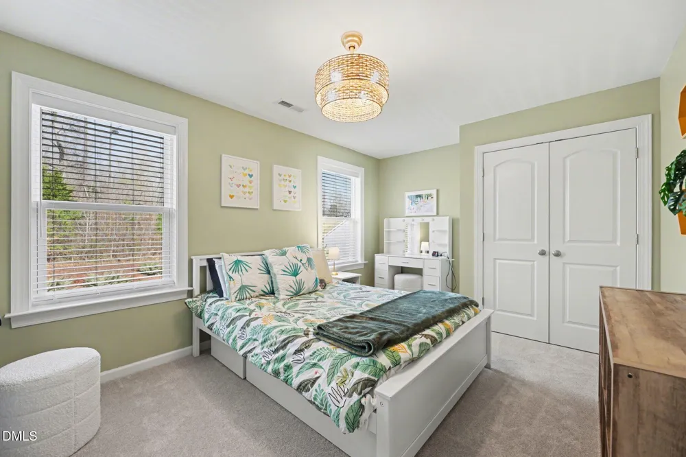 6002 Stone Valley Way Greensboro, NC 27455
