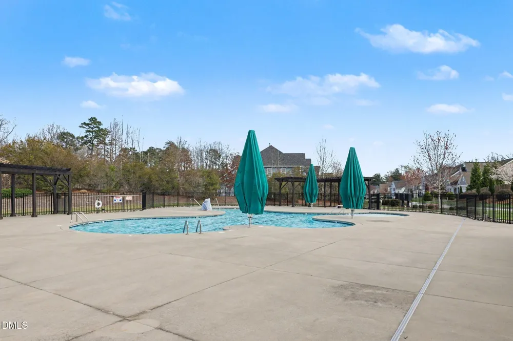6002 Stone Valley Way Greensboro, NC 27455