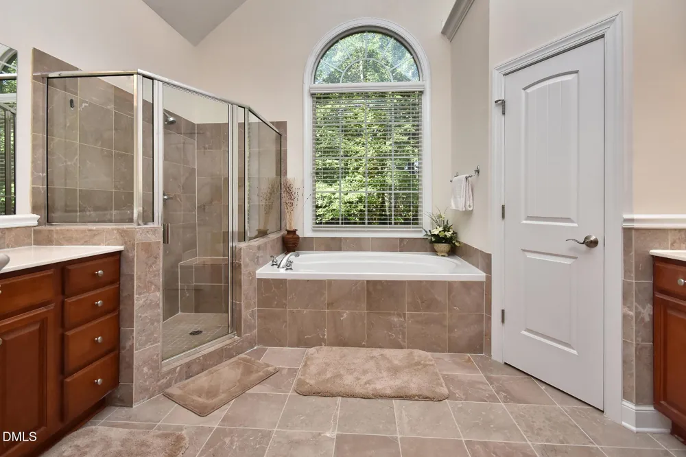 6 Northern Way Court Durham, NC 27712