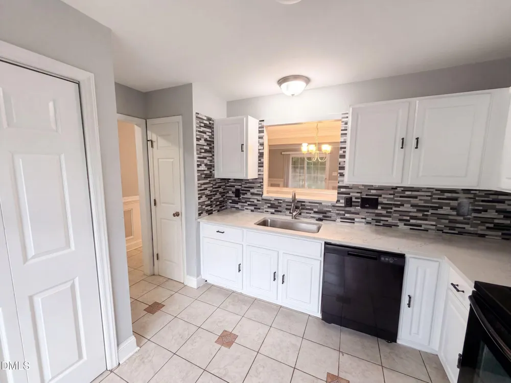5400 Tanglewood Pine Lane Raleigh, NC 27610