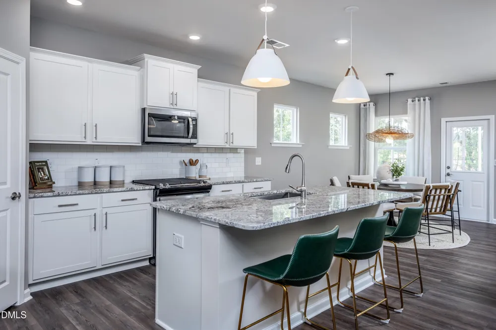 569 Fosterton Cottage Way Raleigh, NC 27603