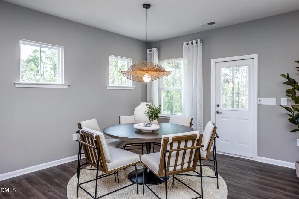 569 Fosterton Cottage Way Raleigh, NC 27603