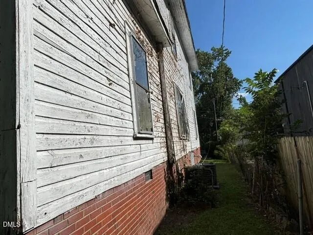 115 E Umstead Street E Durham, NC 27707