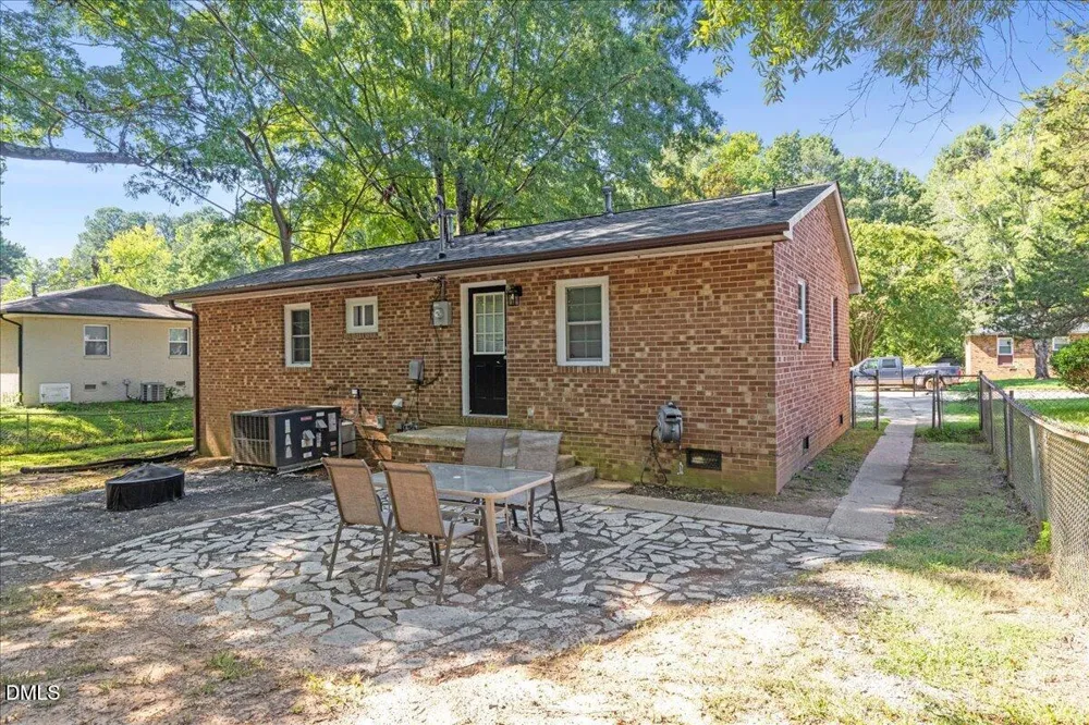 817 Waring Street Durham, NC 27704