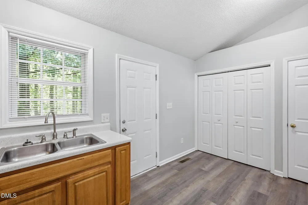 2003 Laurel Leaf Road Zebulon, NC 27597