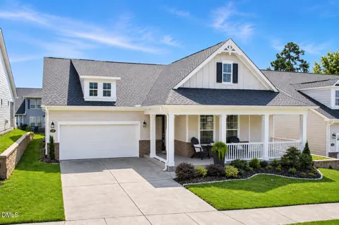 1207 Grangerford Court