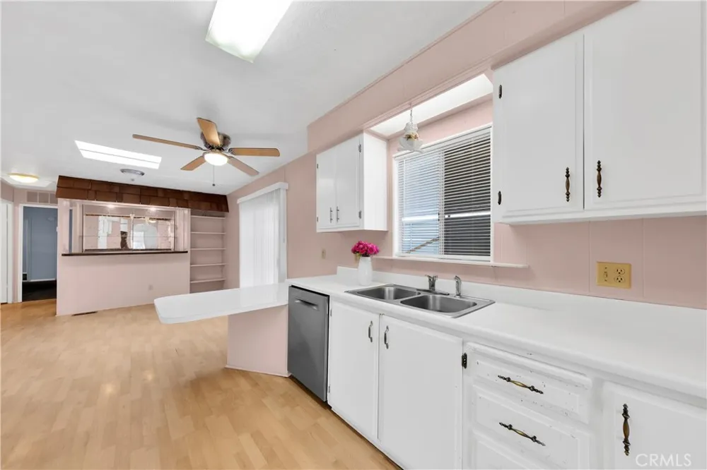 1550 San Vicente Hemet, CA 92543