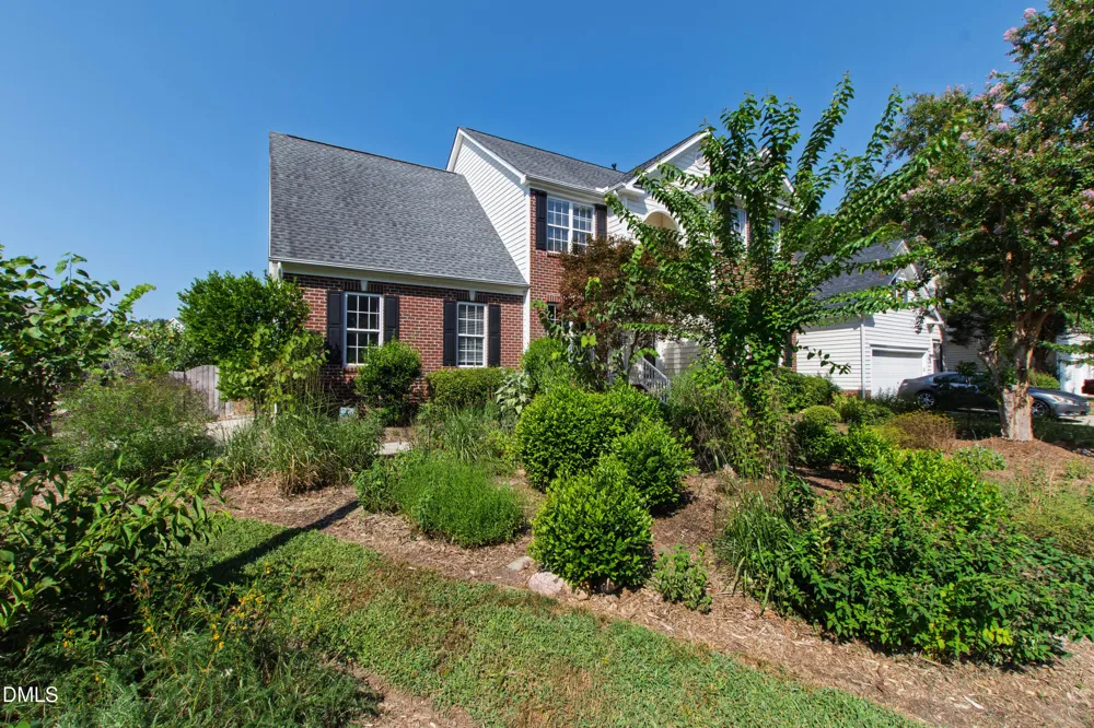 8245 Haines Creek Lane Raleigh, NC 27616