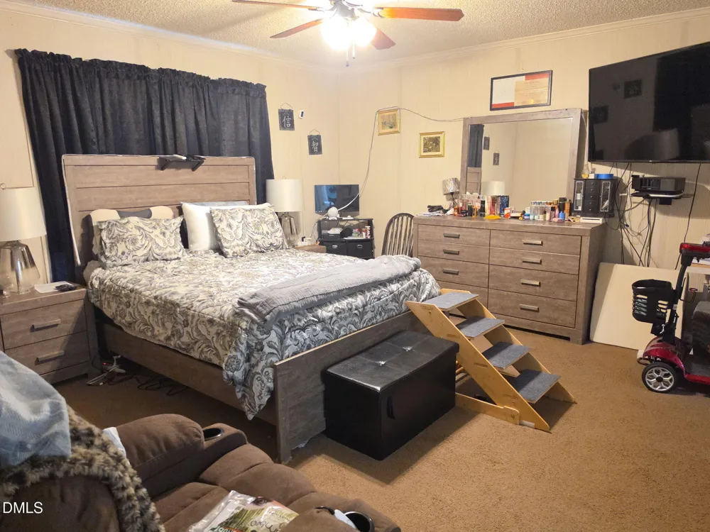 1019 Huckleberry Bottom Road Roanoke Rapids, NC 27870