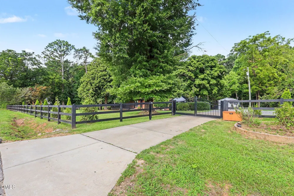 5932 Johnson Pond Road Fuquay Varina, NC 27526