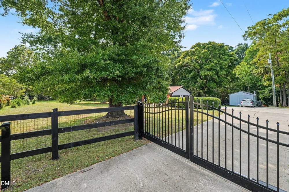 5932 Johnson Pond Road Fuquay Varina, NC 27526