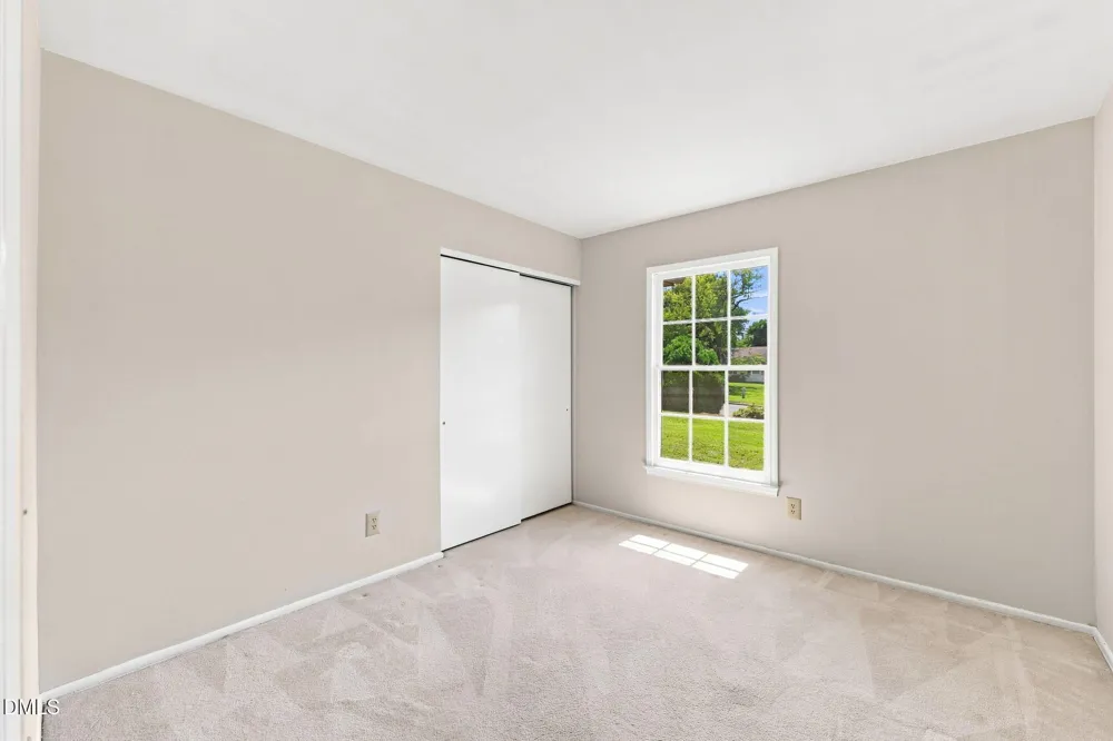 2371 Buckingham Road Burlington, NC 27217
