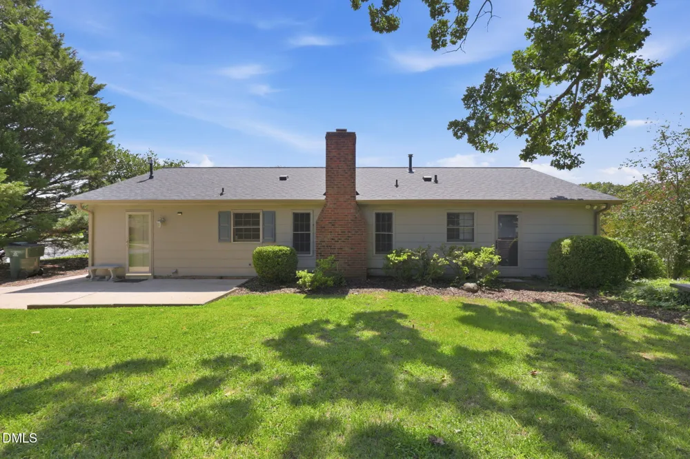 2371 Buckingham Road Burlington, NC 27217