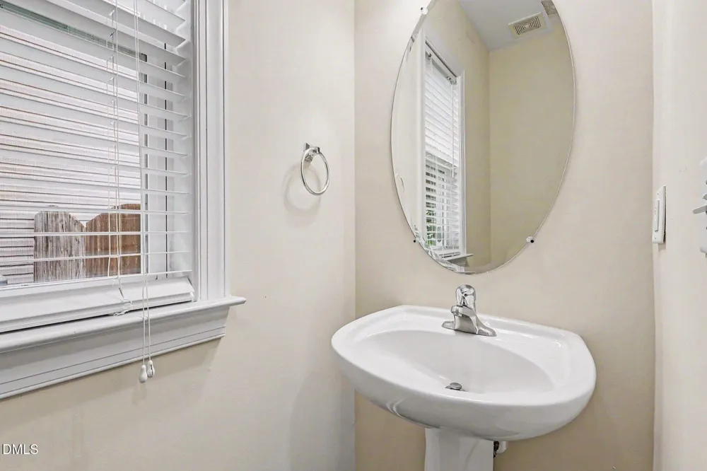 231 E Quailwood Drive Fuquay Varina, NC 27526
