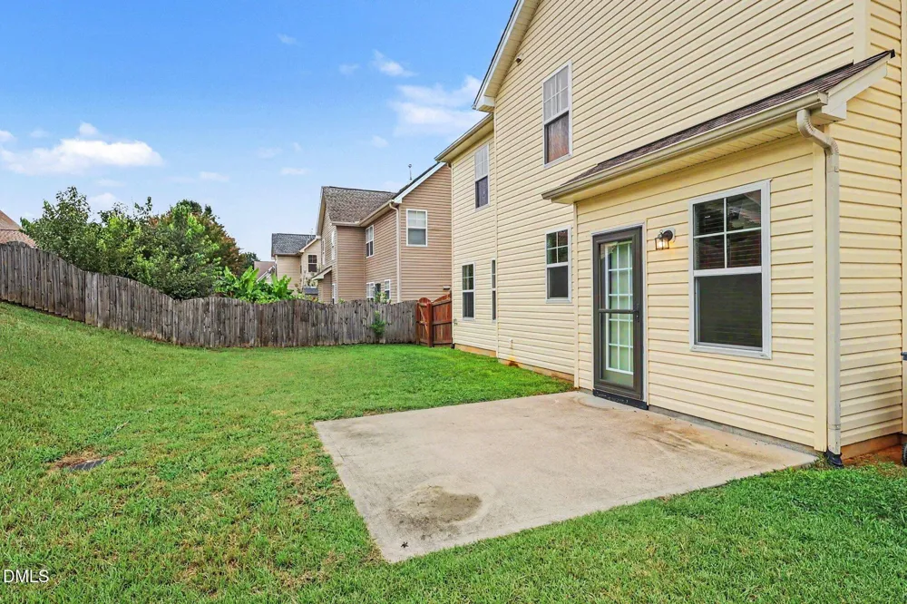 231 E Quailwood Drive Fuquay Varina, NC 27526