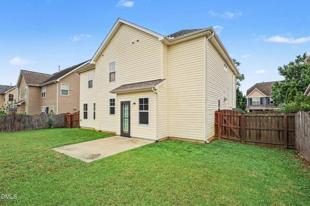 231 E Quailwood Drive Fuquay Varina, NC 27526
