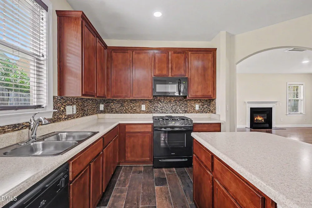 231 E Quailwood Drive Fuquay Varina, NC 27526