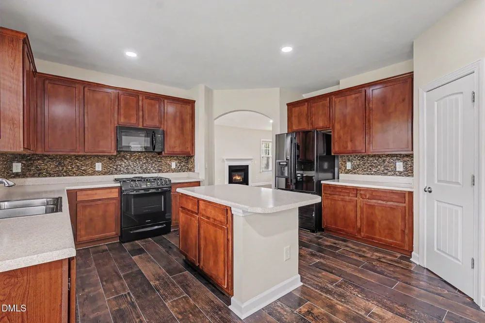 231 E Quailwood Drive Fuquay Varina, NC 27526