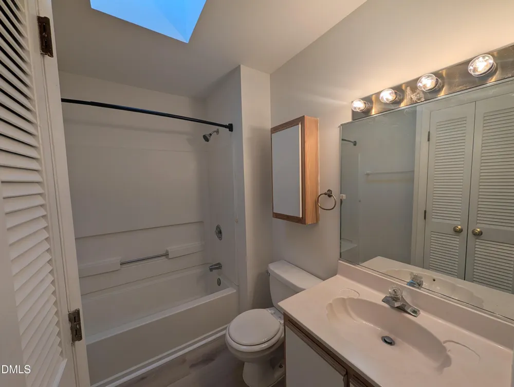 386 Summerwalk Circle Chapel Hill, NC 27517