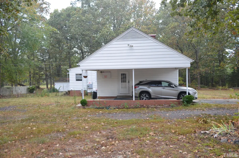 19121 Us-64 Siler City, NC 27344