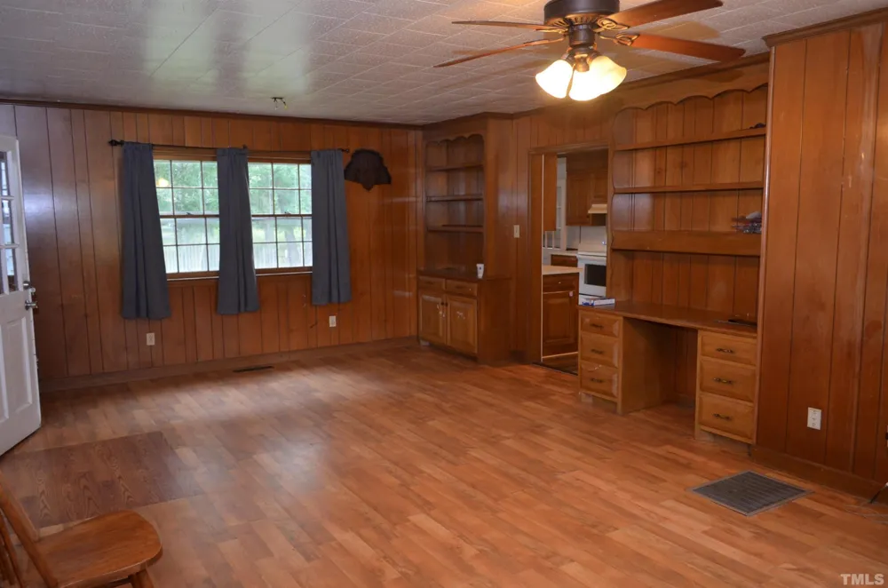 19121 Us-64 Siler City, NC 27344