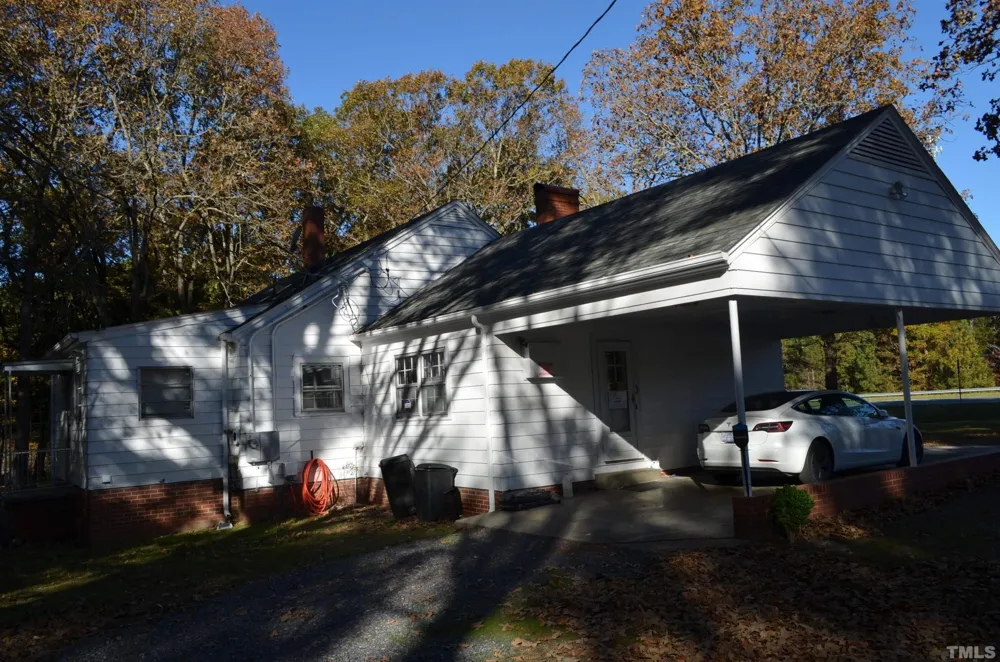 19121 Us-64 Siler City, NC 27344