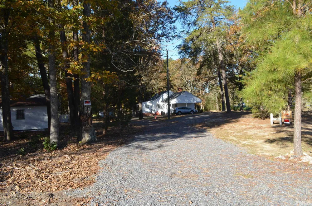 19121 Us-64 Siler City, NC 27344