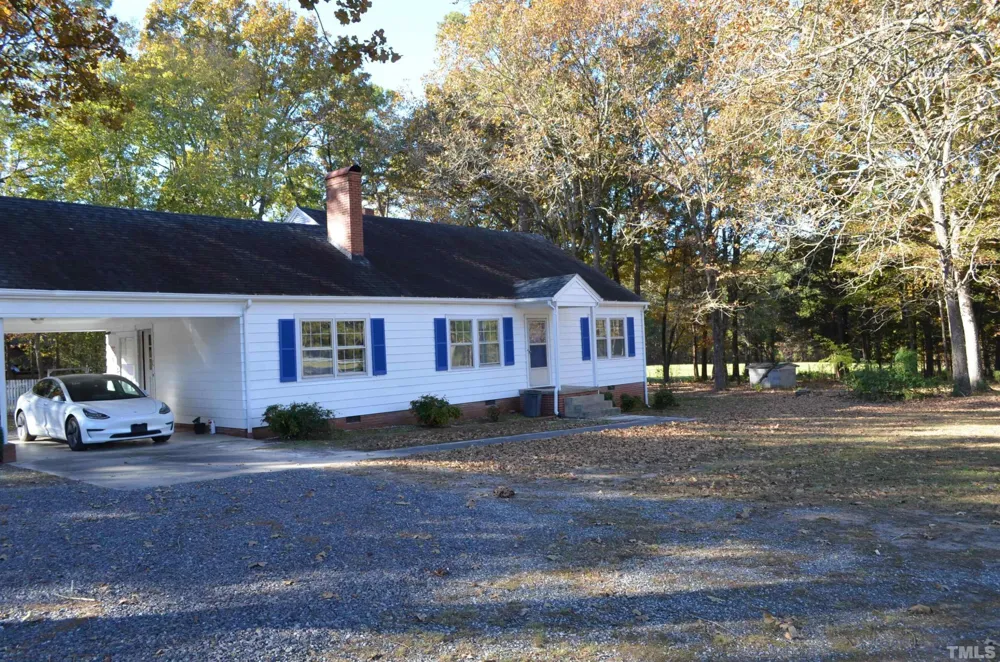 19121 Us-64 Siler City, NC 27344